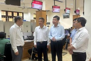 Chính quyền cơ sở tại Đắk Lắk nỗ lực "hết việc chứ không hết giờ" phục vụ Nhân dân