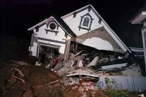 Lào Cai: Sạt lở đất nghiêm trọng khiến 2 người thiệt mạng, 3 người bị thương