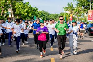 Nền tảng của sức khỏe tim mạch: Dinh dưỡng, vận động và chánh niệm