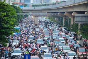 Hà Nội sẽ thí điểm hạn chế xe máy chạy xăng từ 1/1/2026?