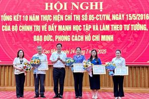 Cao Bằng: Kết hợp chặt chẽ giữa “học tập” với “làm theo” Bác trong thực hiện nhiệm vụ chính trị