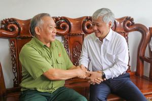 Chủ tịch MTTQ Việt Nam Đỗ Văn Chiến: Luôn quan tâm đặc biệt đến người có công với cách mạng