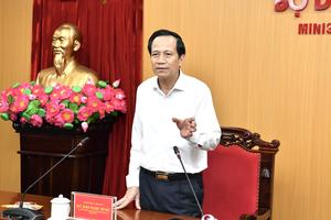 Bộ trưởng Bộ Dân tộc và Tôn giáo Đào Ngọc Dung gặp mặt cán bộ, công chức Thanh tra Bộ chuyển về Thanh tra Chính phủ