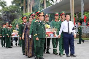 Đại tướng Trịnh Văn Quyết dự Lễ truy điệu và an táng 6 Anh hùng Liệt sĩ tại Vị Xuyên