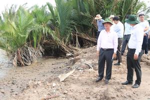 Lãnh đạo tỉnh Vĩnh Long kiểm tra 3 điểm sạt lở nghiêm trọng