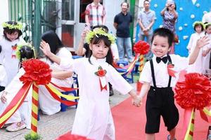 Thu hút giáo viên mầm non: Đề xuất trợ cấp gần 60 triệu đồng và chính sách hỗ trợ cho vùng đặc thù
