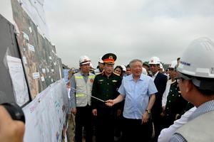 Tháo gỡ các khó khăn, vướng mắc liên quan đến 4 dự án giao thông trọng điểm