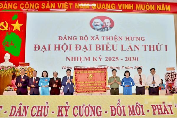 Khát vọng đổi mới – Hành trình phát triển bền vững: Đại hội Đảng bộ các xã, phường ở Đồng Nai vạch lối tương lai