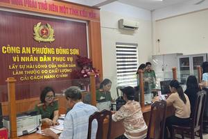 Công an Thanh Hóa tiên phong cấp đổi Thẻ đảng viên trên nền dữ liệu số