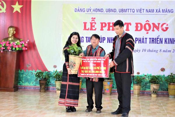 Quảng Ngãi: Hỗ trợ người dân xã Măng Ri nhanh chóng khôi phục sản xuất sau bão số 3
