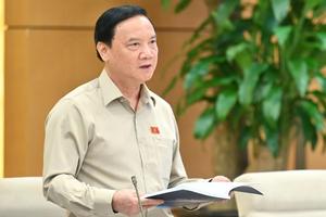 “Cán bộ cứ ở mãi một chỗ thì cát cứ, không đổi mới”