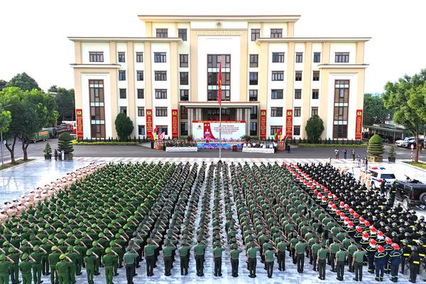 Công an tỉnh Đắk Lắk: "Thanh bảo kiếm sắc bén" và "lá chắn thép" của Đảng
