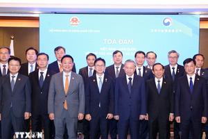 Tổng Bí thư: Hợp tác khoa học công nghệ là một trụ cột quan trọng nâng tầm quan hệ Việt - Hàn