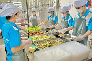 Ngành Thuế phúc đáp ý kiến của doanh nghiệp liên quan đến hoạt động cung cấp suất ăn công nghiệp