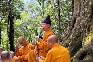 Dưới bóng rừng Tùng, Yên Tử-Lan toả giá trị phi vật thể của Di sản văn hoá thế giới
