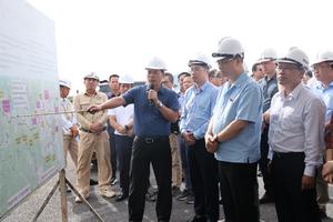 Đoàn công tác Quốc hội kiểm tra 2 dự án đường bộ cao tốc tại Khánh Hòa