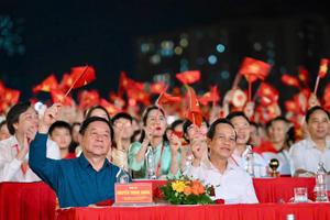 Chương trình nghệ thuật đặc biệt “Tự hào là người Việt Nam” gây ấn tượng với khán giả