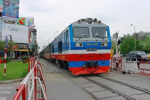 Tăng cường các giải pháp bảo đảm trật tự, an toàn giao thông đường sắt trong tình hình mới