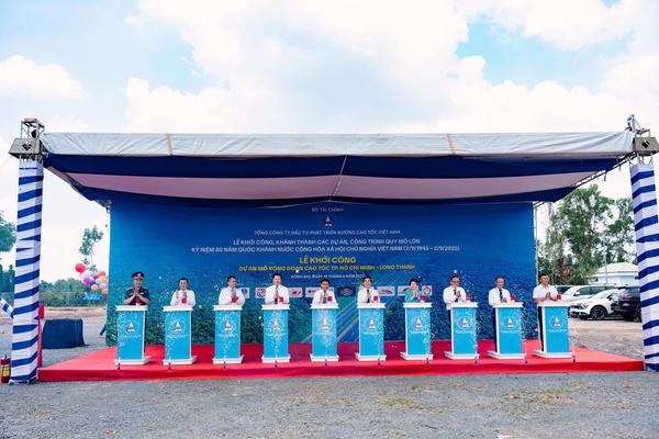 Khởi công Dự án mở rộng đoạn cao tốc Thành phố Hồ Chí Minh - Long Thành