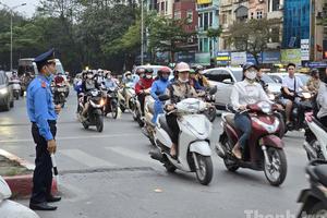 Hà Nội, TP HCM triển khai Đề án "Thành phố an toàn giao thông", thúc đẩy chuyển đổi sang giao thông công cộng, giao thông xanh