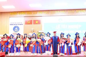 “Choáng” với điểm chuẩn vào ngành Sư phạm tại Trường Đại học Tây Nguyên