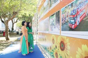 Thành phố Hồ Chí Minh: Khai mạc triển lãm ảnh kỷ niệm 80 năm Cách mạng Tháng Tám và Quốc khánh 2/9