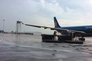 Tạm ngừng khai thác 2 sân bay do ảnh hưởng cơn bão số 5