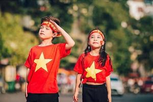 Hot trào lưu “thời trang, phụ kiện yêu nước” nhân dịp Quốc khánh 2/9