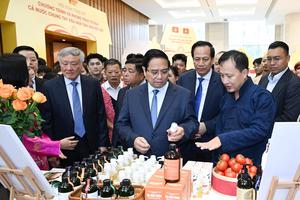 Xóa nhà tạm, nhà dột nát: “Công trình quốc gia đặc biệt”, nền móng cho tương lai