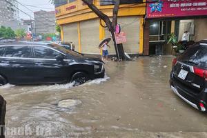 Hà Nội: Vẫn còn các điểm nóng ngập úng và giao thông phức tạp
