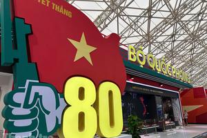 Tái hiện lịch sử và sức mạnh quân đội Việt Nam tại Triển lãm “Thành tựu Đất nước”