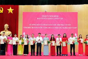 Ninh Bình trao giải cho 32 cá nhân, 25 tập thể