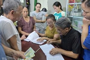 Niềm vui lan tỏa từ món quà Tết Độc lập