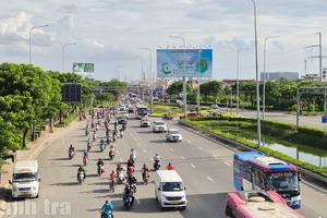 Người dân trở lại TP Hồ Chí Minh sau lễ 2/9, cửa ngõ phía Tây thông thoáng, giao thông ổn định