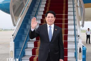 Chủ tịch nước Lương Cường đến Bắc Kinh dự lễ kỷ niệm 80 năm chiến thắng phátxít