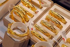 Giá vàng hôm nay 3/9/2025: Vàng nhẫn lập đỉnh mới