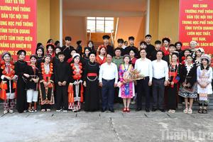 Tuyên Quang: Lễ khai giảng năm học mới ngắn ngọn, hướng đến học sinh