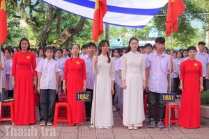 Ngày khai trường ấm áp ở vùng lũ Lào Cai