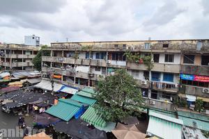 Cận cảnh chung cư ở TP Hồ Chí Minh xây dựng hơn 50 năm, xuống cấp nghiêm trọng