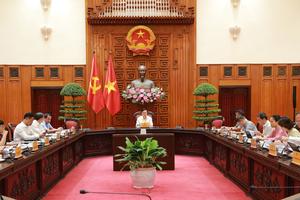 Đề nghị có cơ chế miễn, giảm tiền đất với hộ dân sử dụng đất hợp pháp chưa kịp làm “sổ đỏ”