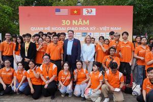 Giao lưu hữu nghị Việt Nam - Hoa Kỳ tại Cần Thơ