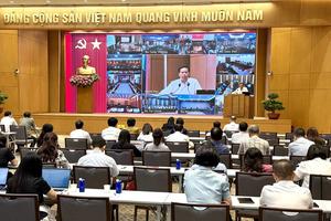 Quán triệt, triển khai thực hiện quy định, chỉ thị, hướng dẫn của Trung ương về thi hành Điều lệ Đảng