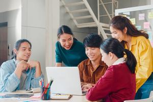 Gỡ rào cản cho lao động trẻ trước các cơ hội việc làm