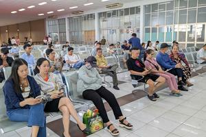 Ga Sài Gòn mở bán vé tàu Tết 2026, một mùa xuân mới lại về với những người con xa quê