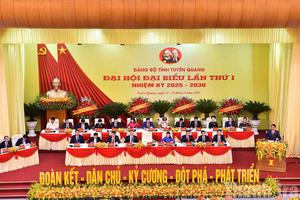 Tổng Bí thư Tô Lâm gửi lẵng hoa chúc mừng Đại hội Đảng bộ tỉnh Tuyên Quang