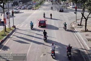 Hà Nội: Camera AI phát hiện gần 1.800 trường hợp không đội mũ, vượt đèn đỏ