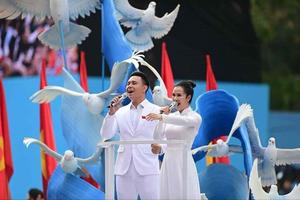 Cơn sốt nhạc cách mạng “bùng” lên mạnh mẽ trong giới trẻ