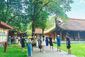 Du lịch Thanh Hóa bứt phá, tiến gần mục tiêu 16 triệu lượt khách năm 2025