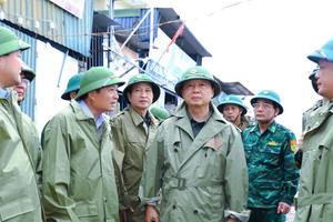 Phó Thủ tướng Trần Hồng Hà trực tiếp chỉ đạo ứng phó bão số 10 tại Nghệ An