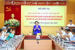 Nâng cao nhận thức của công chức, viên chức về tiếp công dân, giải quyết khiếu nại, tố cáo